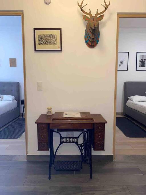 メキシコシティExcellent Location Renovated Apt. Roma/Condesa 1アパートメント エクステリア 写真